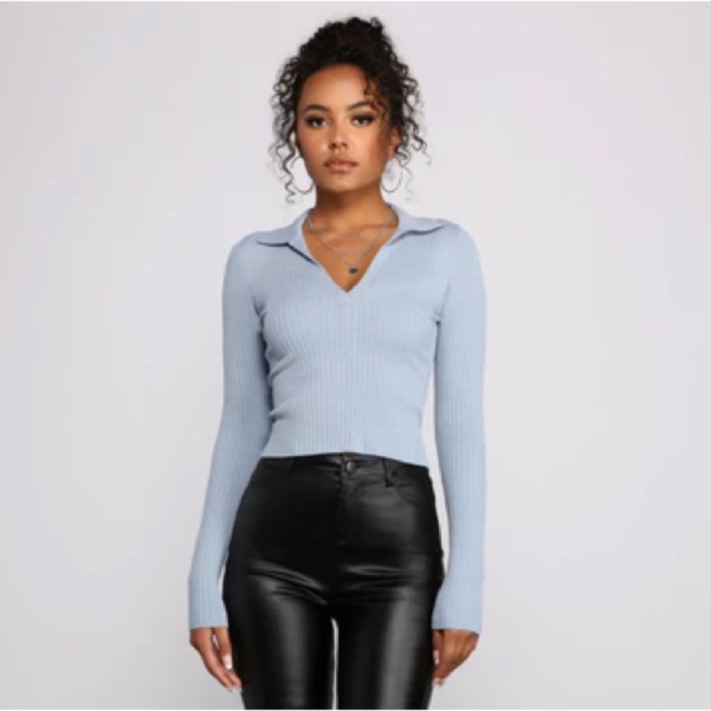 Windsor Light BLUE Collared and Chic Ribbed Top